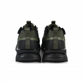 7M126A91-4 Мужские кроссовки для трекинга Sprandi, Черный/Зеленый