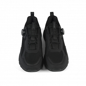 7M126A91-1 Мужские кроссовки для трекинга Sprandi, Черный/Темно-серый