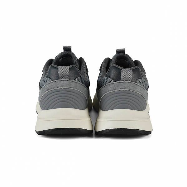 7M126L12-2 Мужские универсальные кроссовки Sprandi, Серый