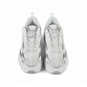 7W226C86-3 Женские беговые кроссовки в классическом дизайне Sprandi, Белый/Серебро