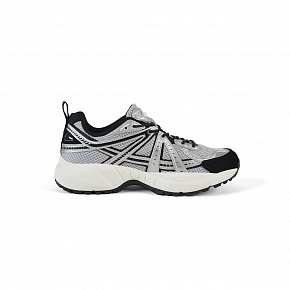 7M226C93-3 Мужские беговые кроссовки в классическом дизайне Sprandi, Серебро/Черный