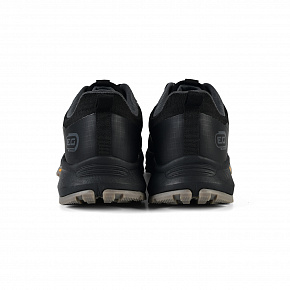 7M325A12-2 Мужские кроссовки для трекинга Sprandi, Черный/Серый