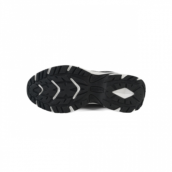 7W226C86-1 Женские беговые кроссовки в классическом дизайне Sprandi, Черный/Белый