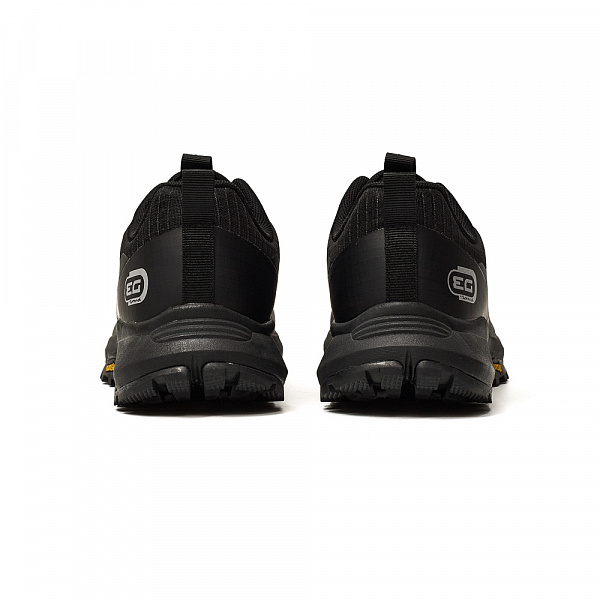 Мужские универсальные кроссовки Sprandi, черный P65